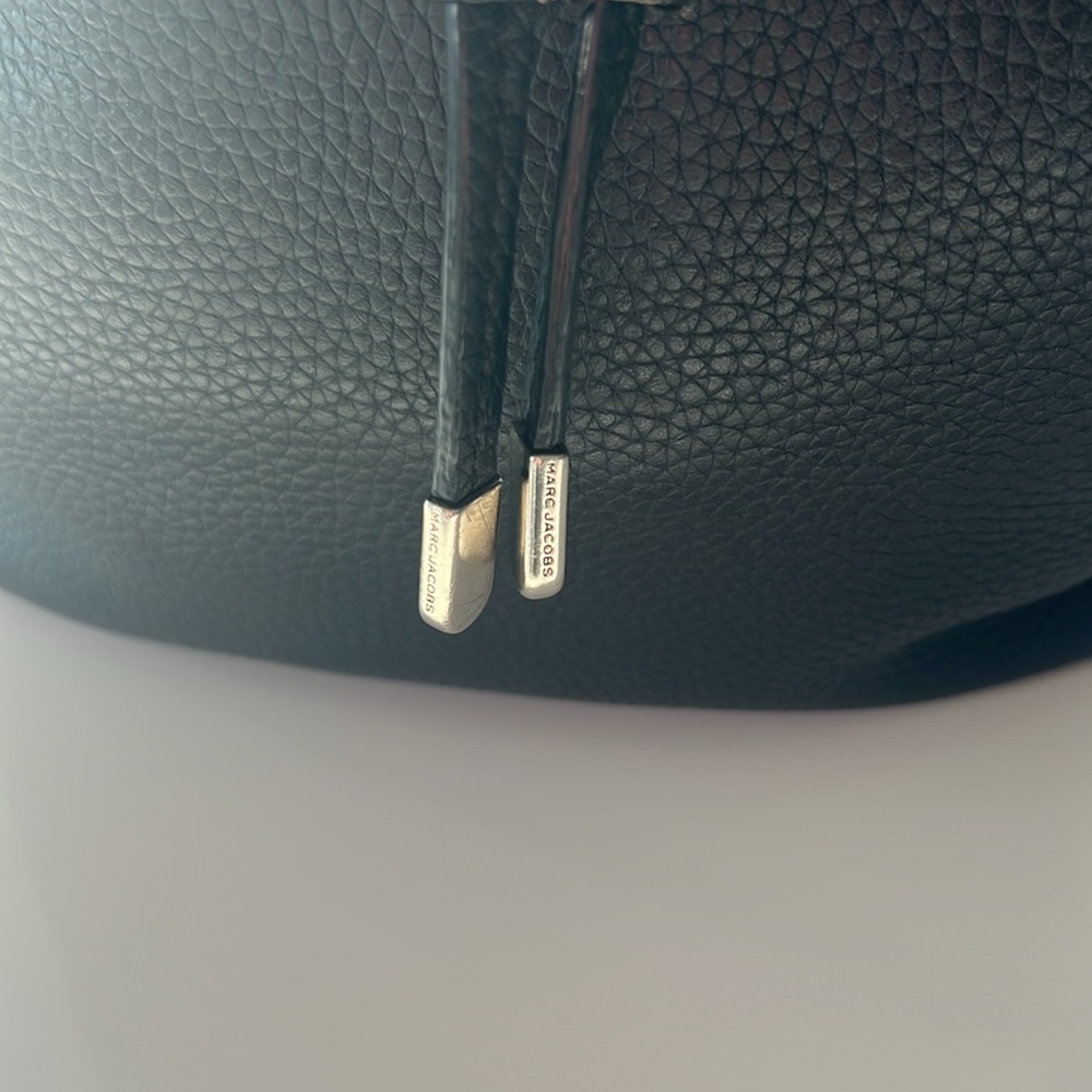 Authentic Marc Jacobs Leather Backpack - Picture 4 of 11